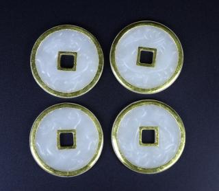包金四神玉币 包浆厚重,工艺精湛,细节如图 直径5厘